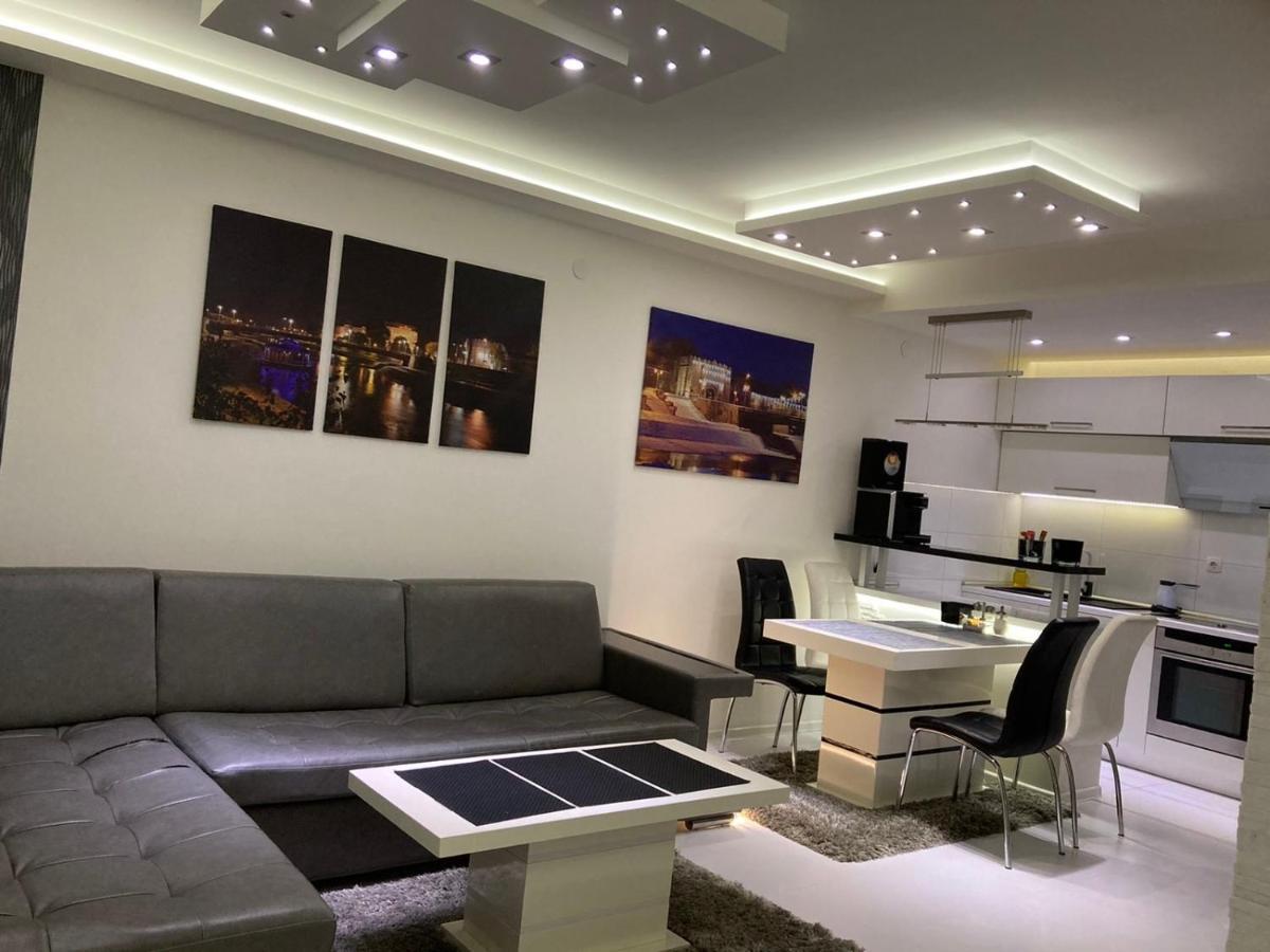 Grey Apartment Ni Kültér fotó
