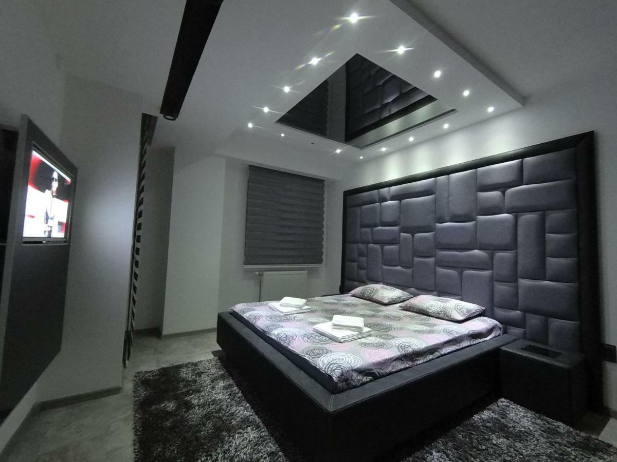 Grey Apartment Ni Kültér fotó