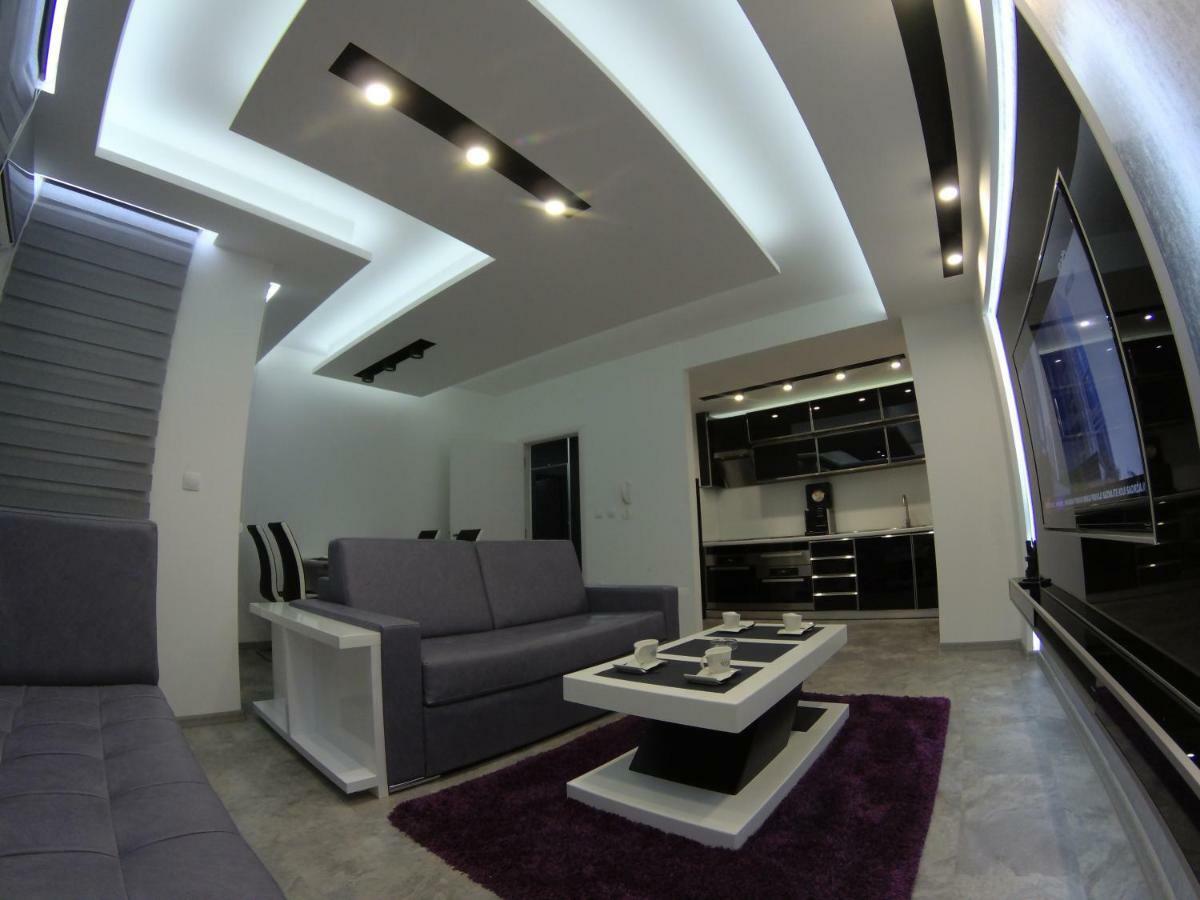 Grey Apartment Ni Kültér fotó